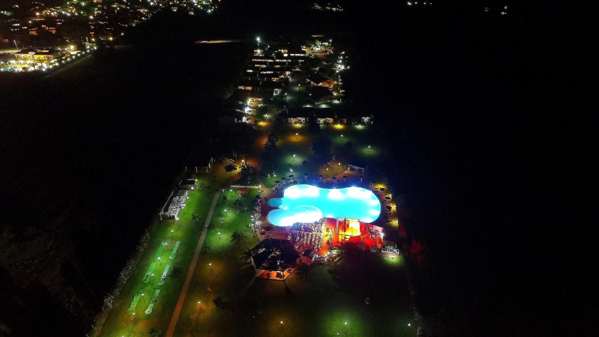 Rey Beach Club Монте-Най Екстер'єр фото