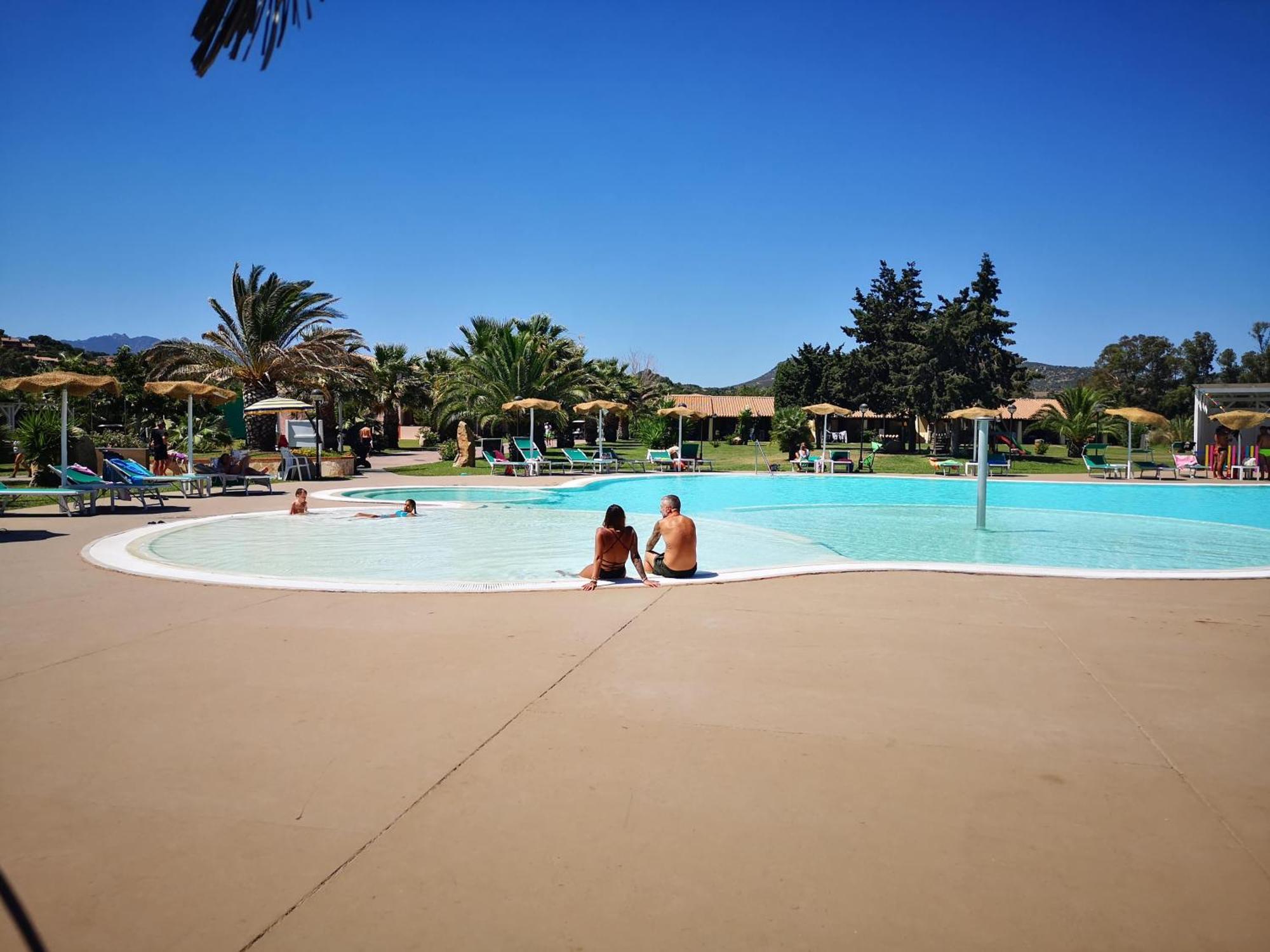 Rey Beach Club Монте-Най Екстер'єр фото