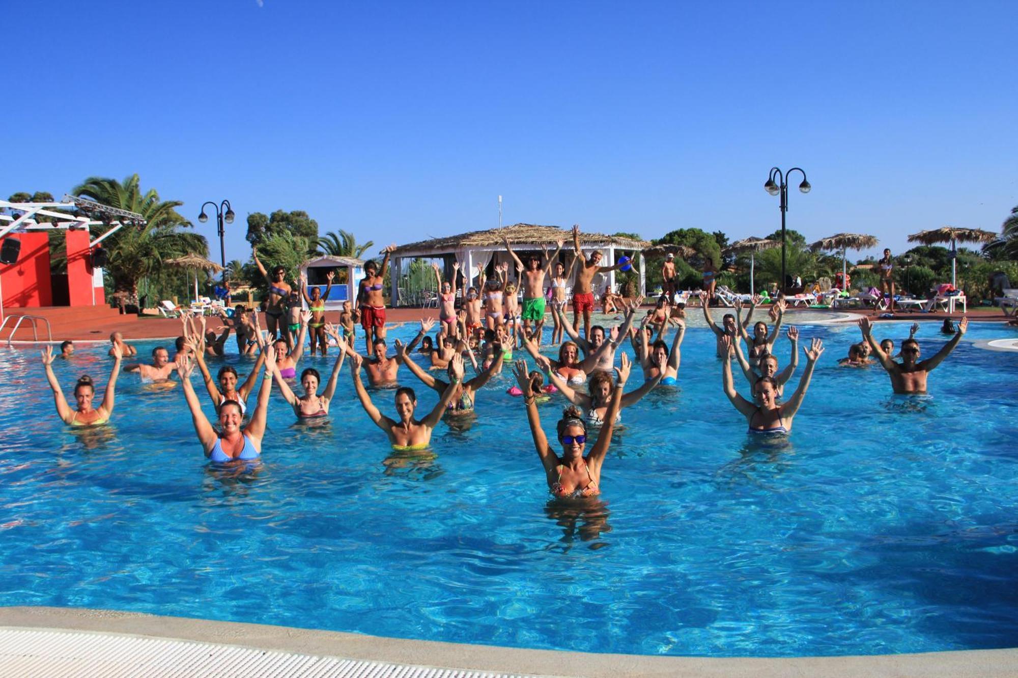 Rey Beach Club Монте-Най Екстер'єр фото